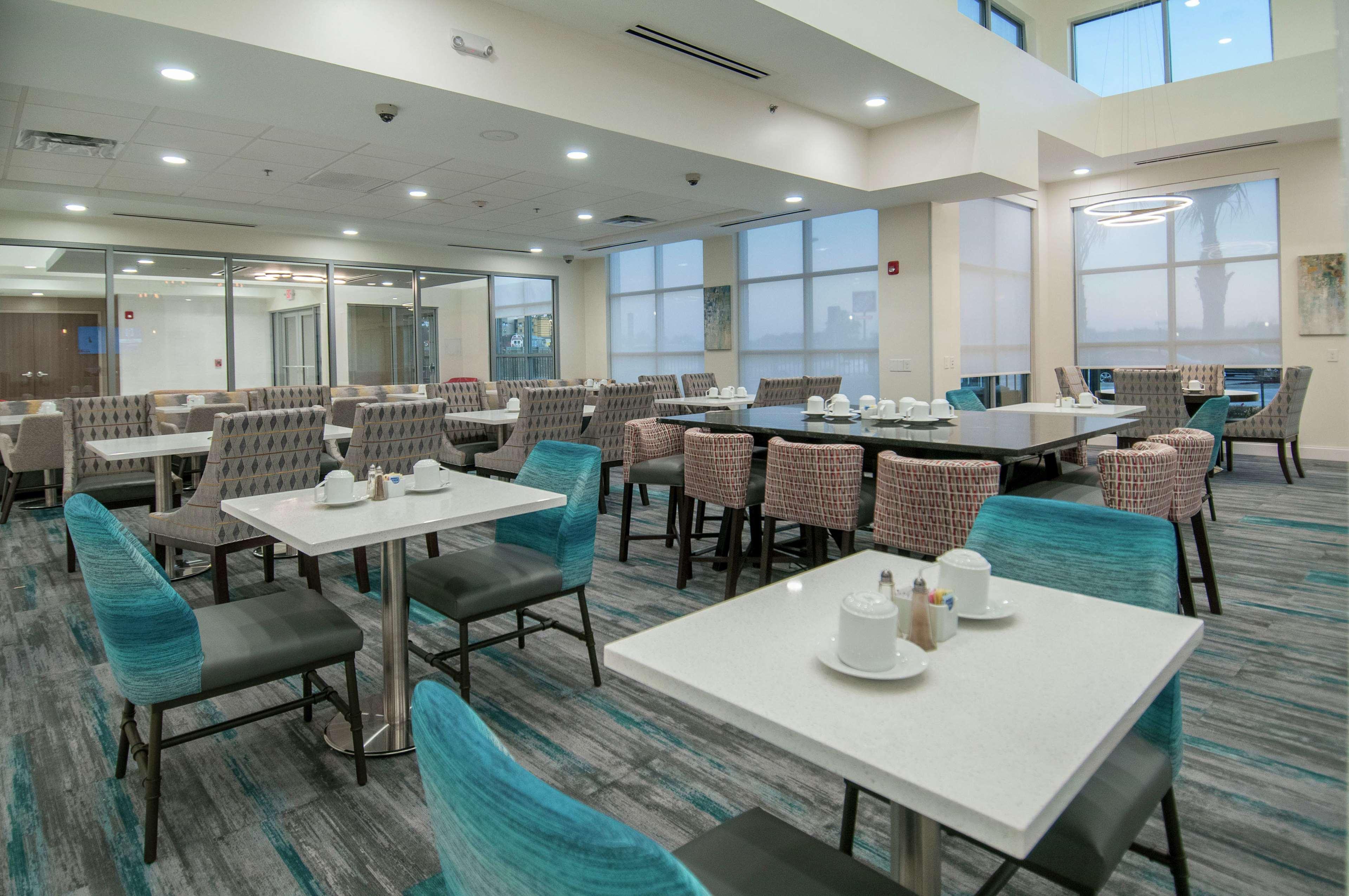 Hilton Garden Inn Jackson/Клінтон Екстер'єр фото