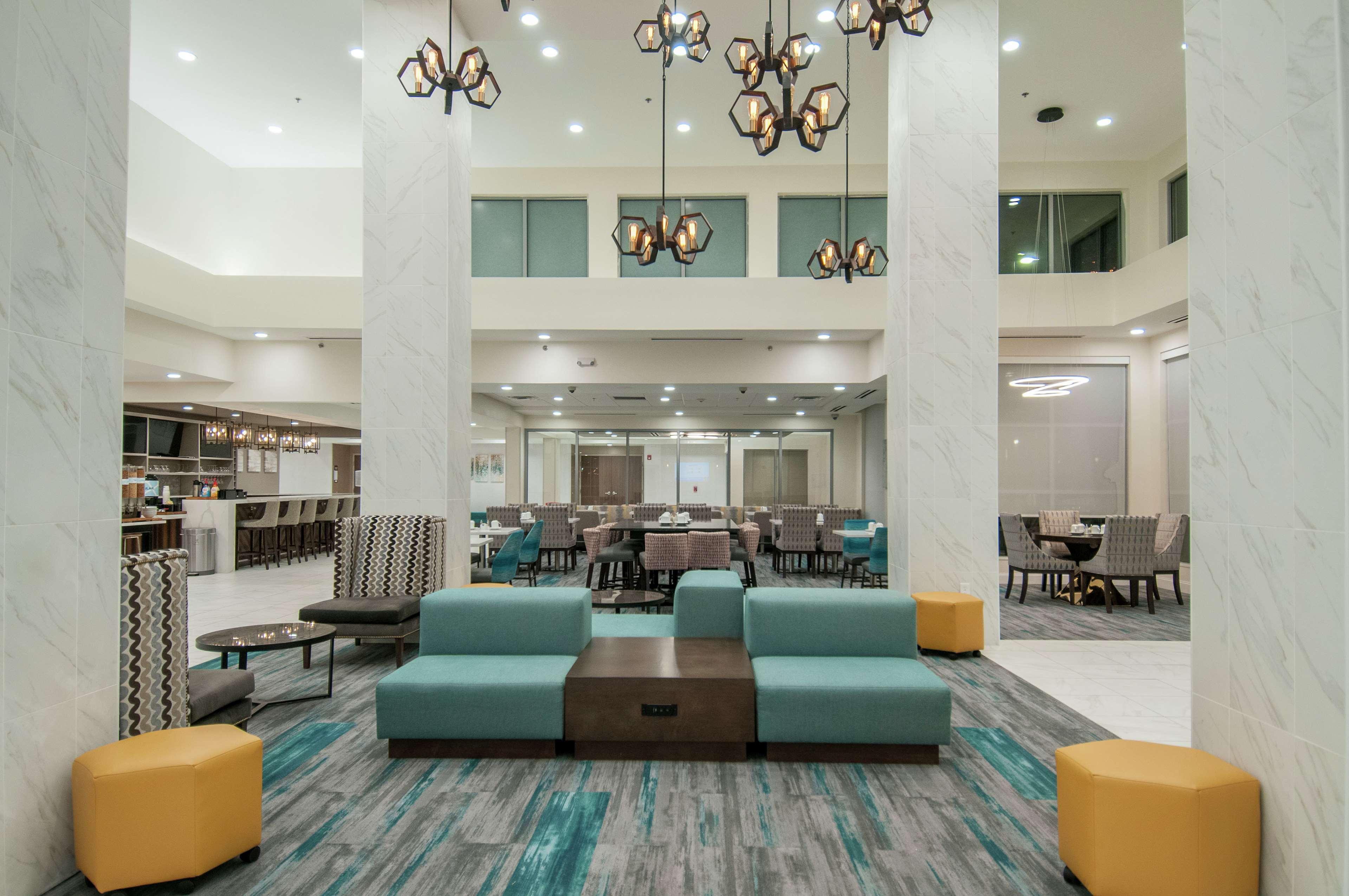 Hilton Garden Inn Jackson/Клінтон Екстер'єр фото