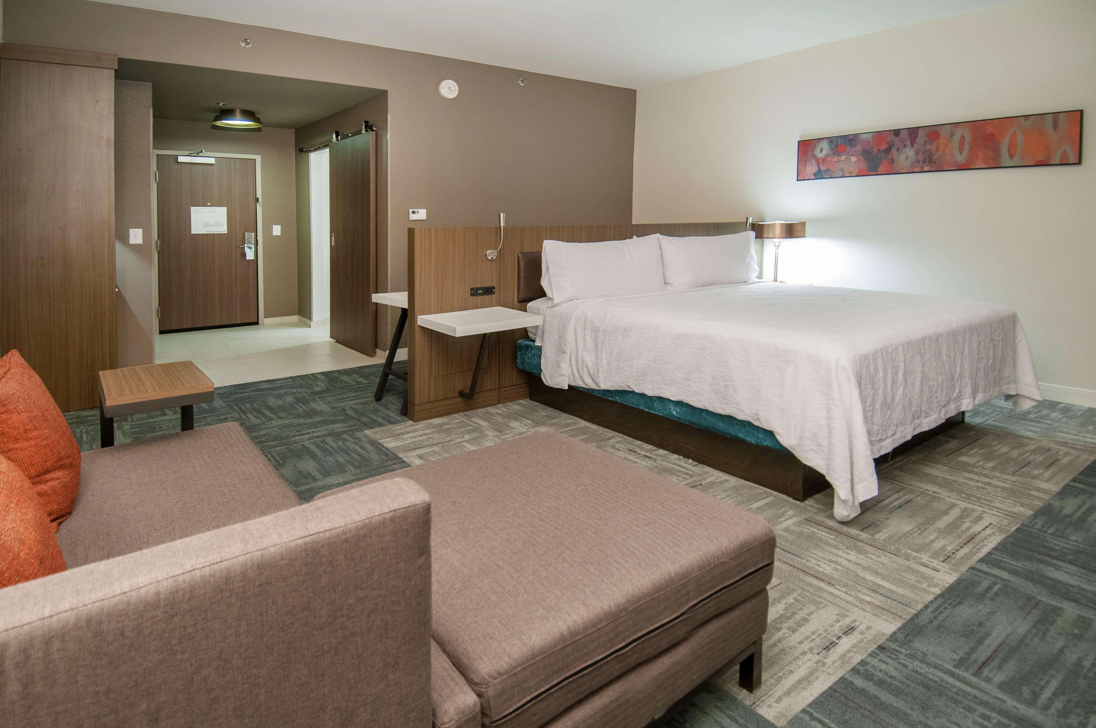 Hilton Garden Inn Jackson/Клінтон Екстер'єр фото