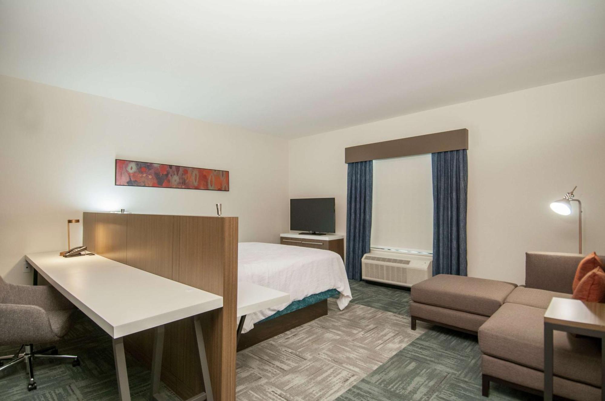 Hilton Garden Inn Jackson/Клінтон Екстер'єр фото